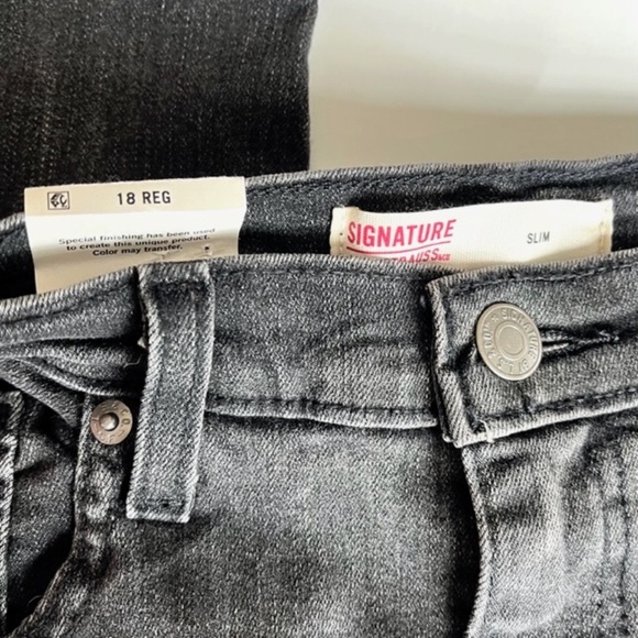 Levi's Boys Signature Slim Fit Dark Grey Denim Jeans - Picture 5 of 7